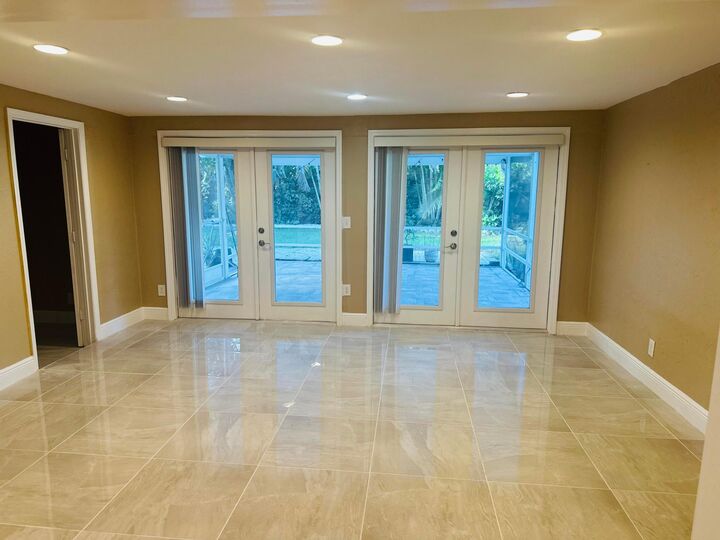 Property Photo: 1083 SW 25th Place FL 33426