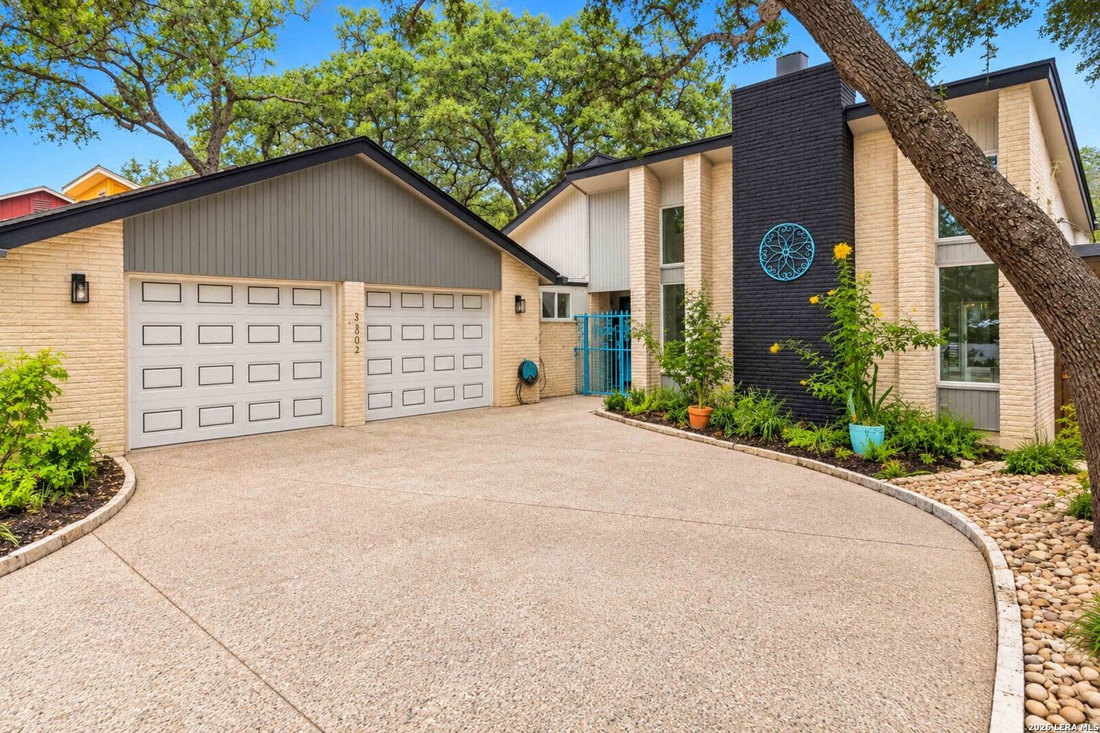 Property Photo: 3802 Hunters Bow St TX 78230