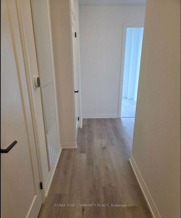 Property Photo:  280 Dundas Street E 2113  ON M5T 0E3 