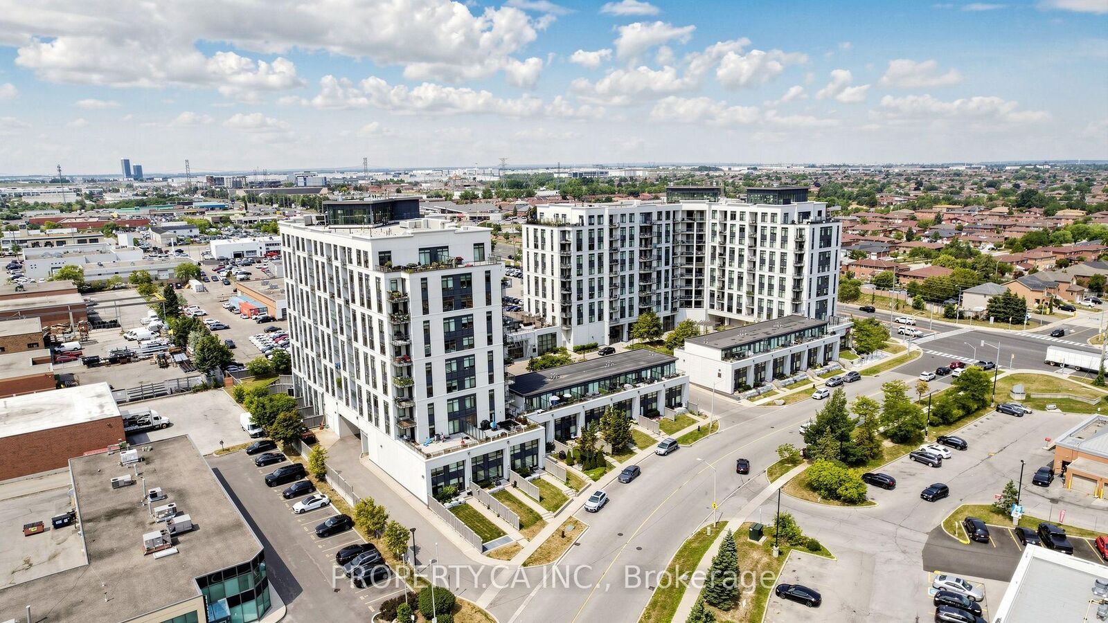 Property Photo:  24 Woodstream Boulevard 516  ON L4L 8C4 
