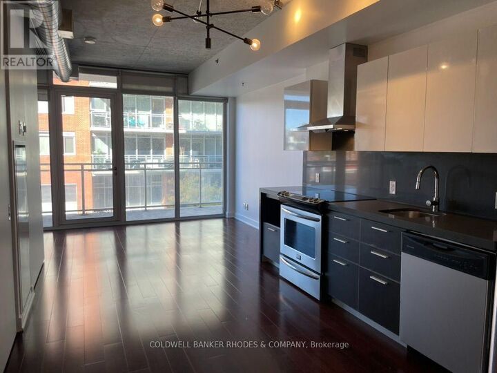 Photo de la propriété: 360 McLeod Street 310 ON K2P 1A9