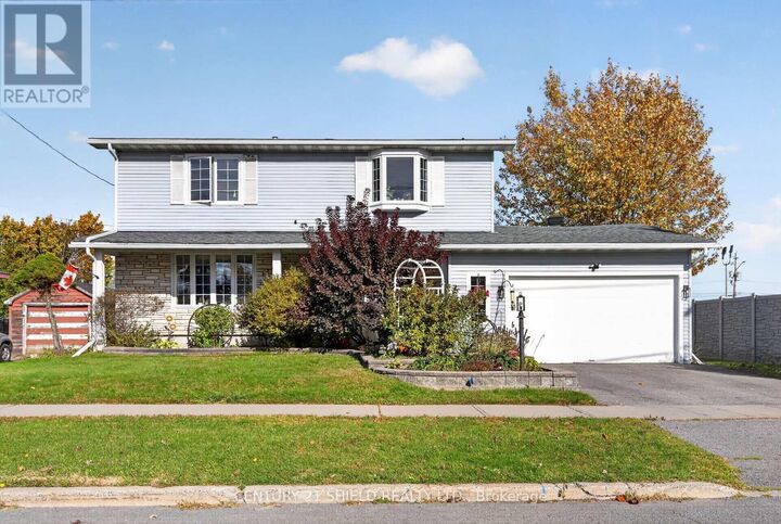 Property Photo:  1319 Aubin Avenue  ON K6J 4R9 