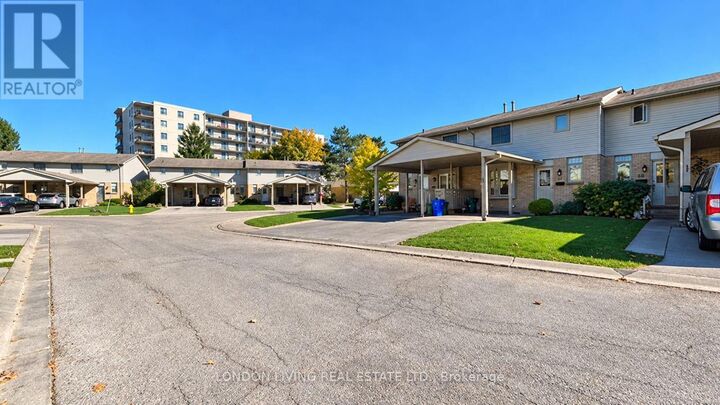 Property Photo:  25 Erica Crescent 47  ON N6E 3R7 