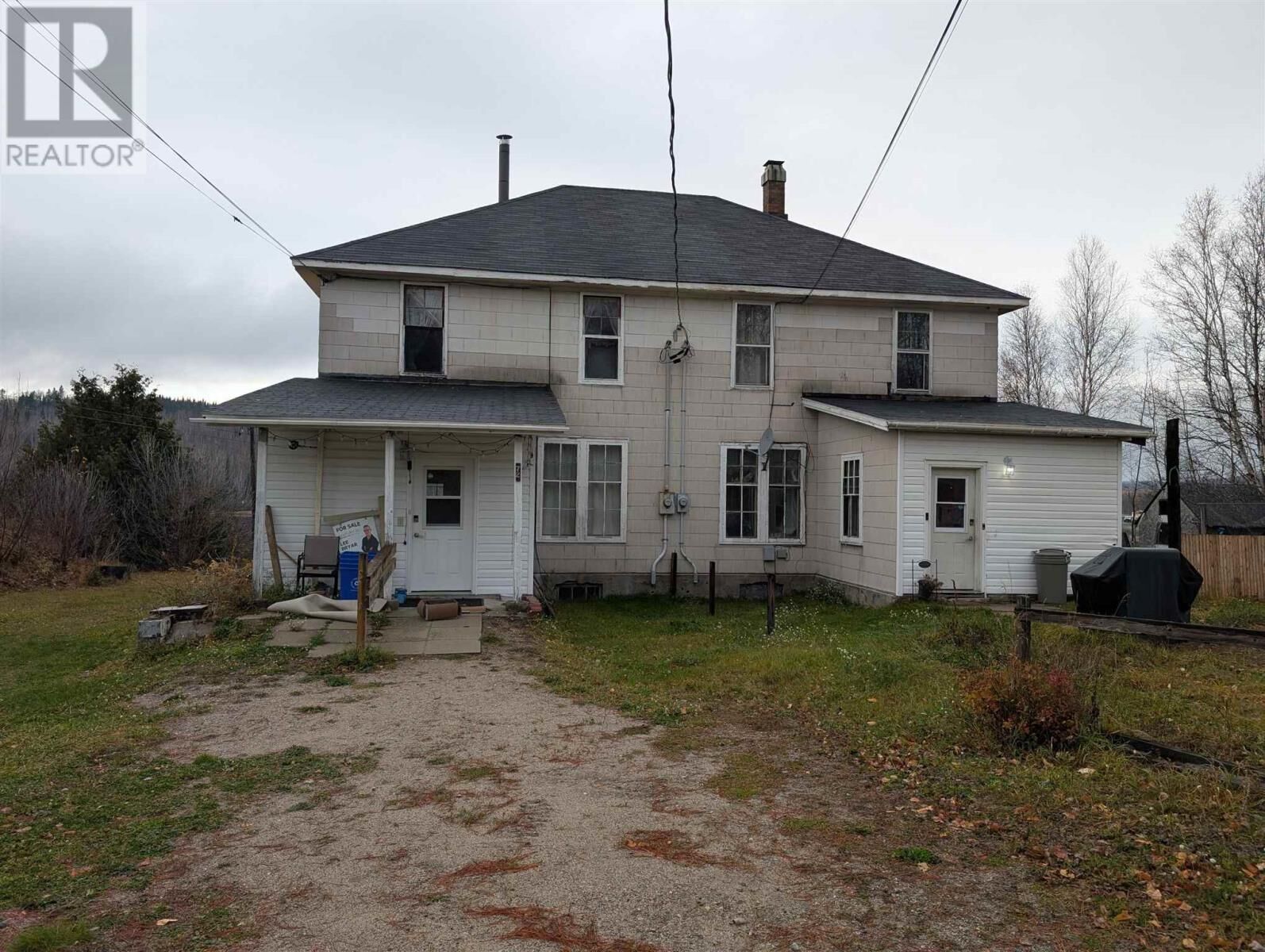 Property Photo:  72-74 Railway St  ON P0M 3G0 