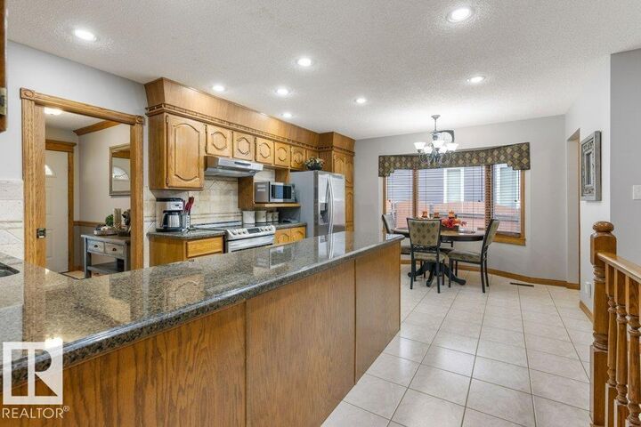 Property Photo:  21 Lorne Crescent  AB T8N 3R5 