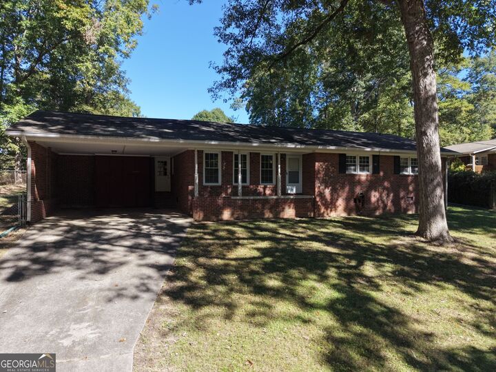 Property Photo: 31 Camelia Road GA 30161