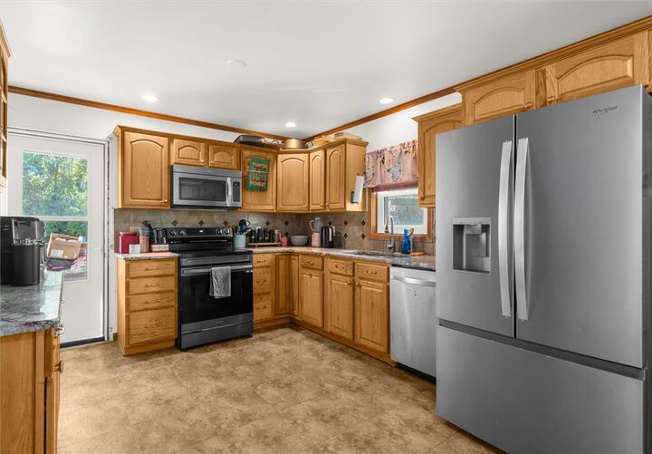 Property Photo:  1752 Ritter Street  PA 18015 