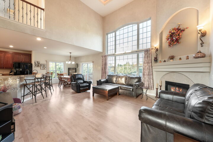 Property Photo: 756 Tallgrass Ct WI 53017