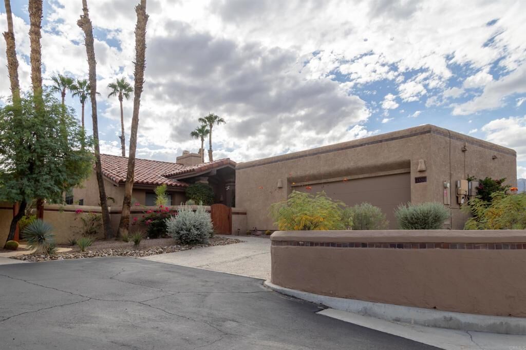 Property Photo:  4550 Desert Vista Drive  CA 92004 