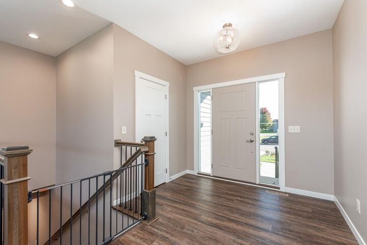 Property Photo:  1763 Raymond Drive  MN 56003 