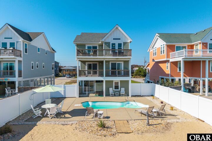 Property Photo: 405 N Memorial Boulevard NC 27948