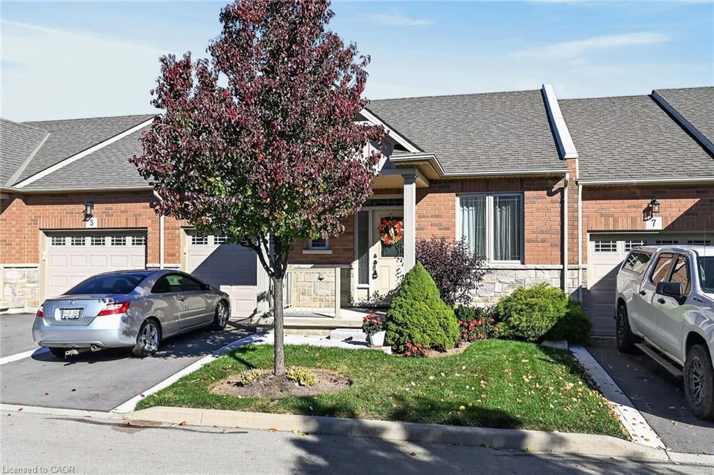 Property Photo:  5 Hillgartner Lane  ON L0R 1C0 