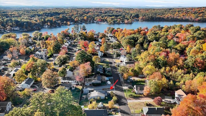 Property Photo: 100 Hilltop Rd MA 01826