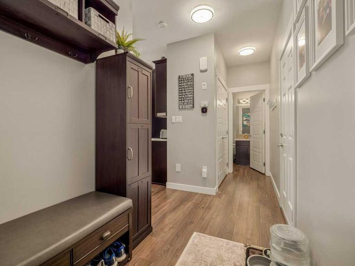 Property Photo:  386 Moonlight Way W  AB T1J 5K1 