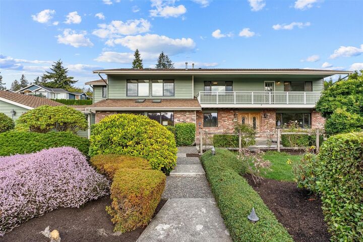 Property Photo:  18805  94th Avenue W  WA 98020 