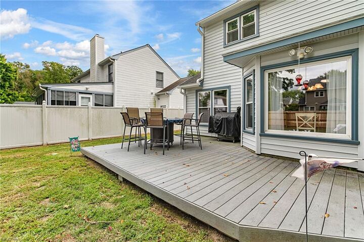 Property Photo:  4 Paquette Ct  VA 23666 