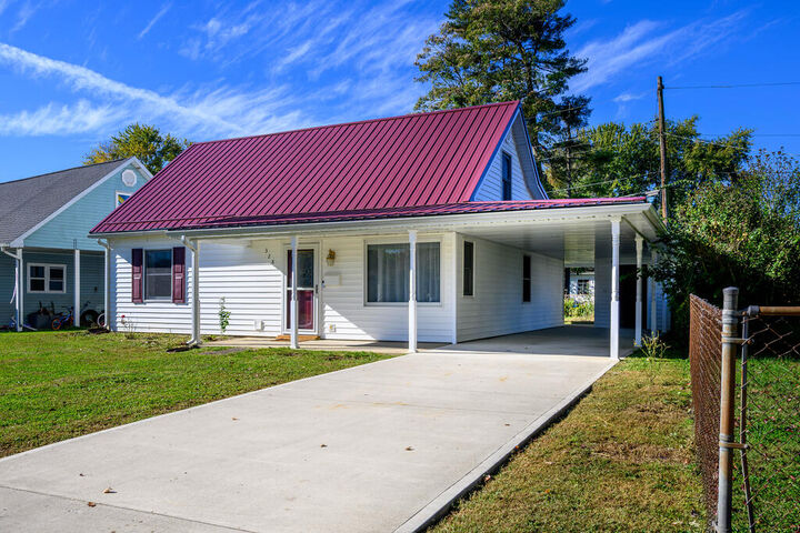 Property Photo:  328 Morningside Drive  OH 45690 