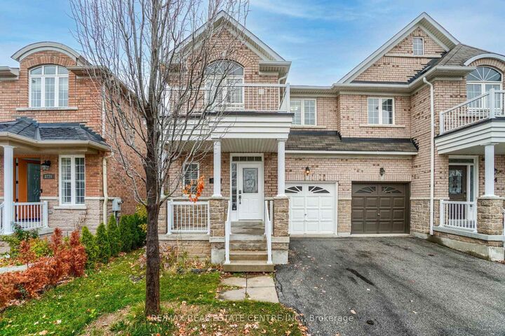 Property Photo: 3716 Bloomington Crescent ON L5M 0A2
