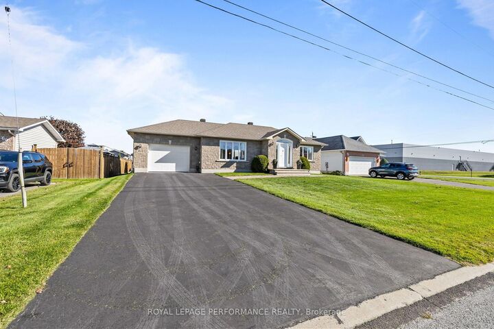 Property Photo:  71 Faucher Boulevard  ON K0A 1M0 