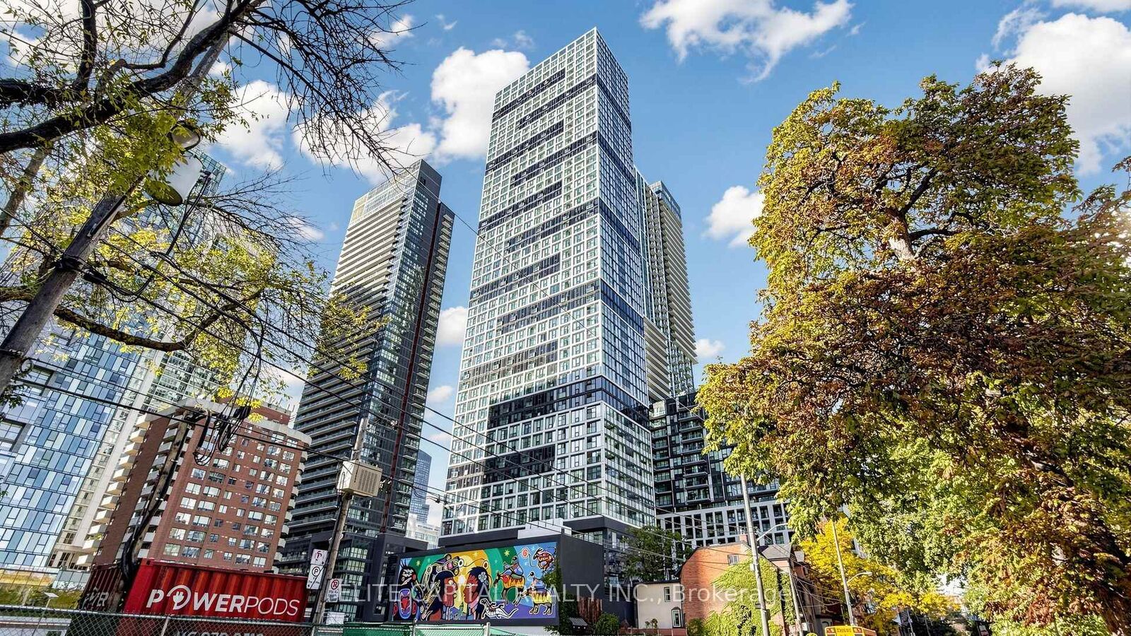 Property Photo: 181 Dundas Street E 4612 ON M5A 0N5