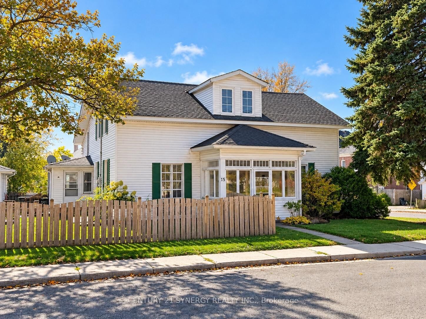 Property Photo:  15 Strathcona Street  ON K7A 1V7 