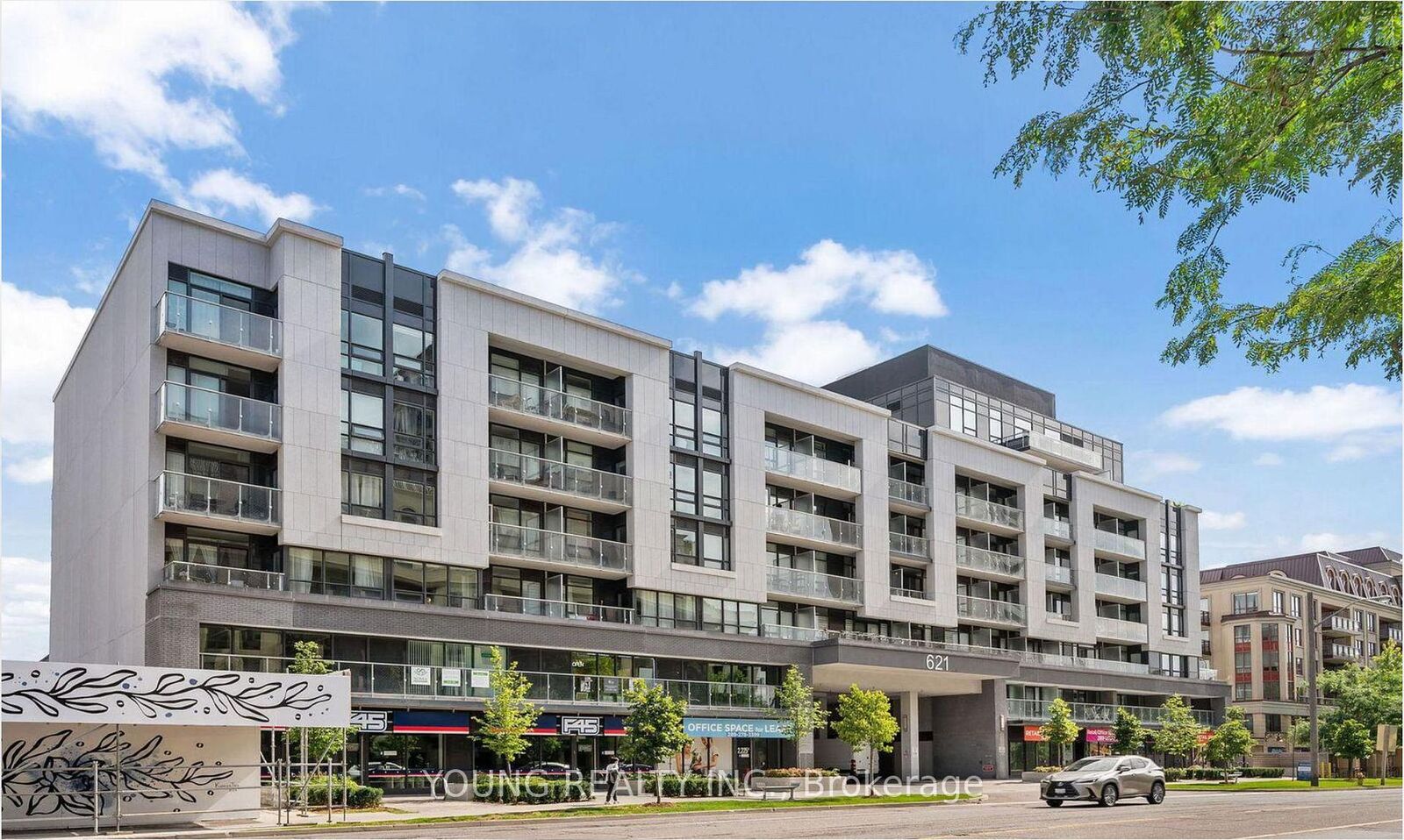 Property Photo:  621 Sheppard Avenue E 737  ON M2K 1B5 