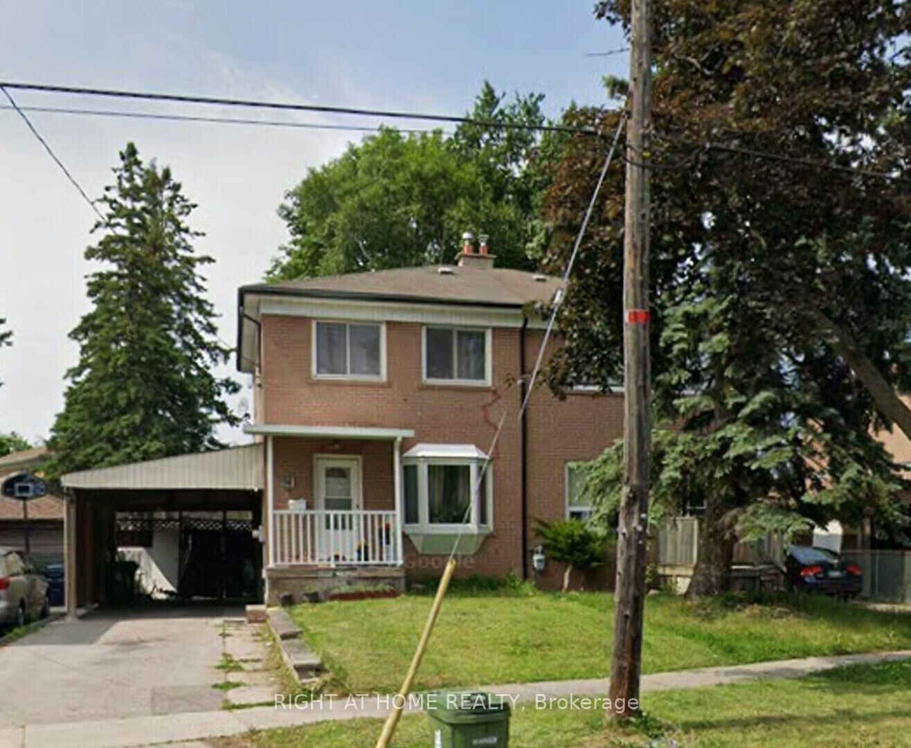 Property Photo: 94 Dorcot Avenue Main ON M1P 3K6