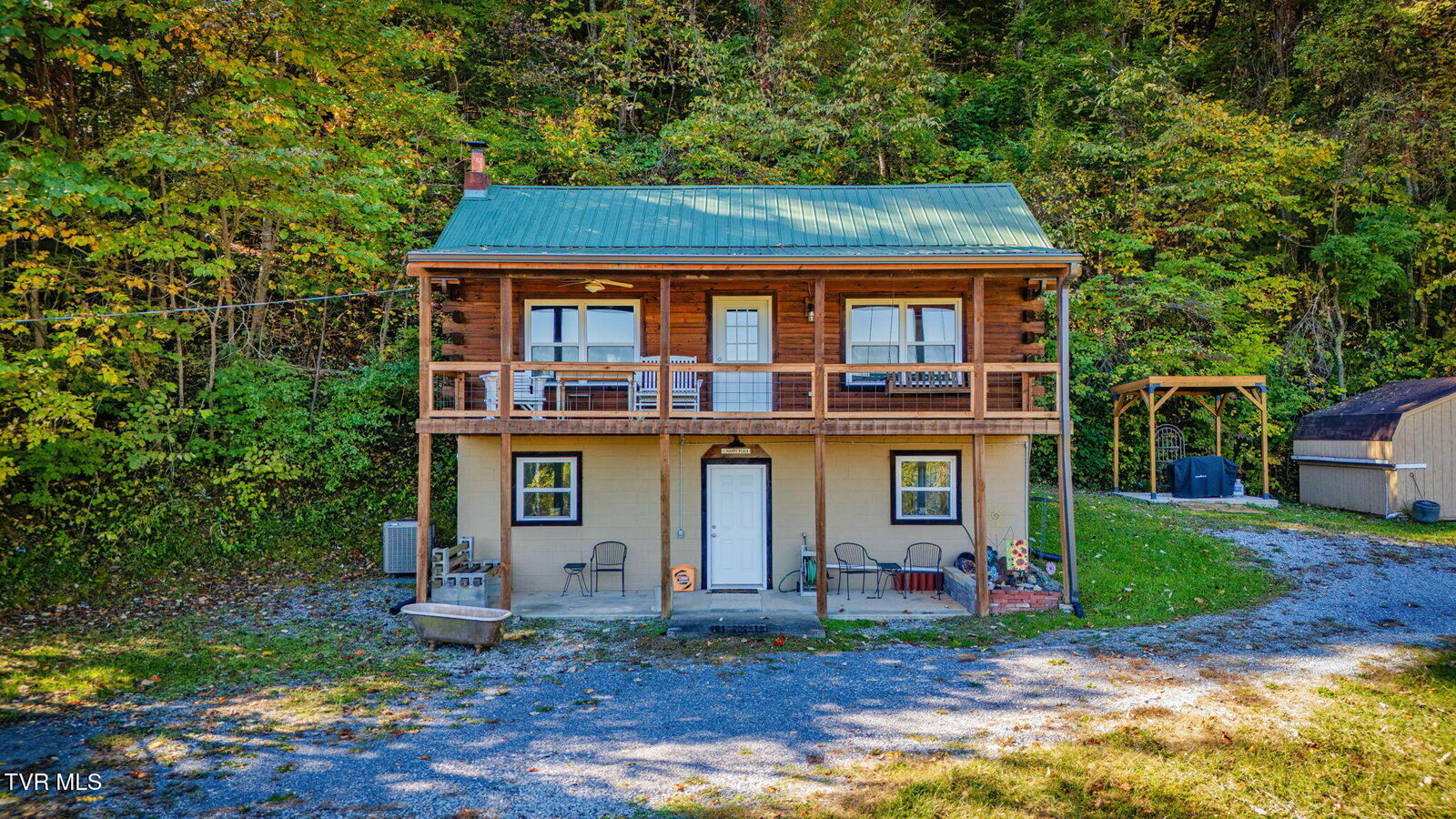 Property Photo: 185 Owens Road TN 37604