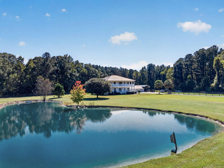 Property Photo:  164 Sparrow Road  SC 29477 