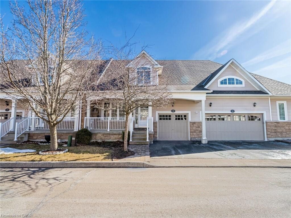 Property Photo:  350 Lakebreeze Drive 8  ON L1B 1N2 