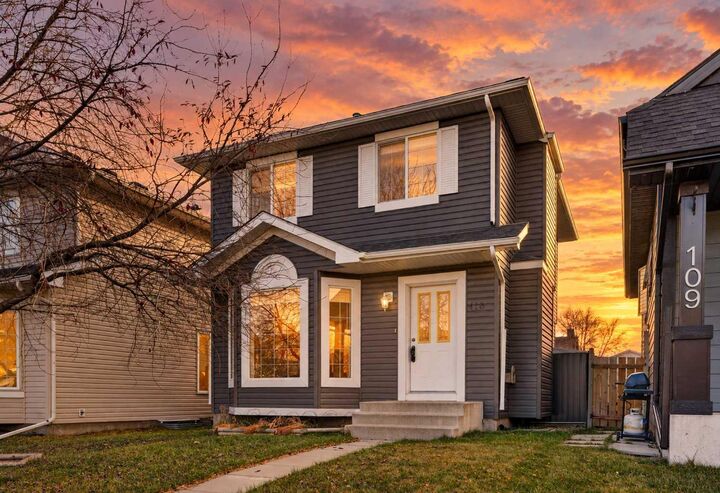 Property Photo:  113 Coville Square NE  AB T3K 5E3 