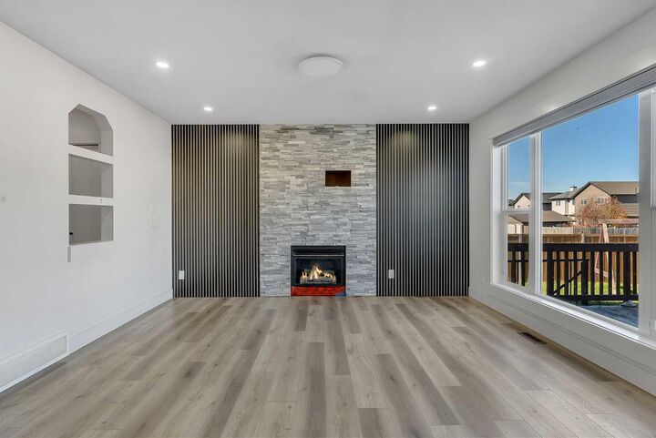 Property Photo:  282 Saddlefield Place NE  AB T3J 4Z3 