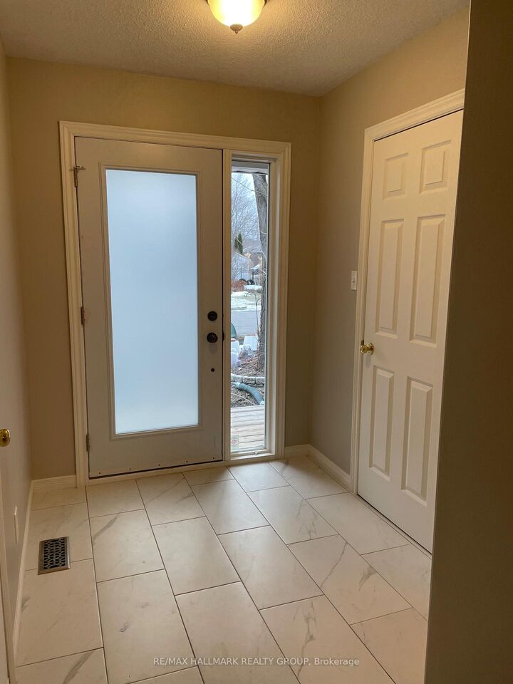 Property Photo:  2203 Saturn Crescent  ON K4A 3T6 