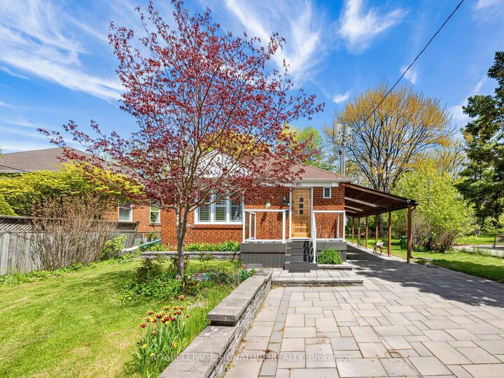 Property Photo:  67 Ellington Drive  ON M1R 3Y2 