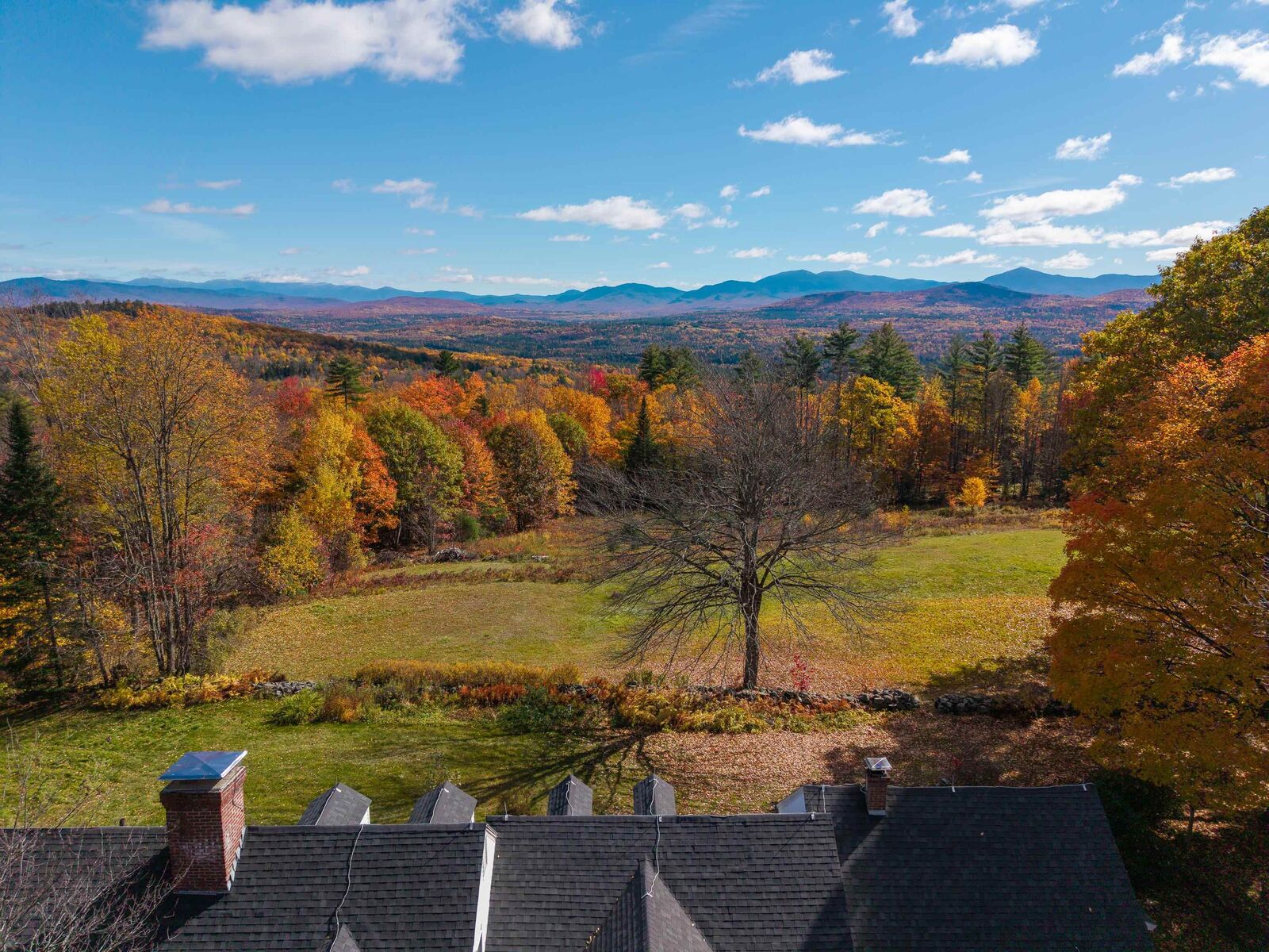 Property Photo: 754 Manns Hill Road NH 03561
