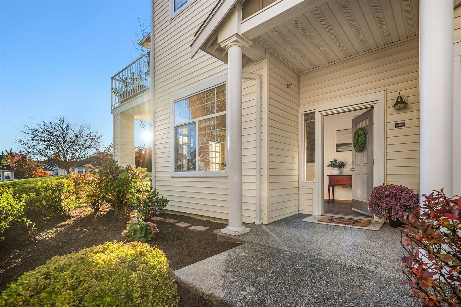 Property Photo:  1855  Trossachs Boulevard SE 2802  WA 98075 