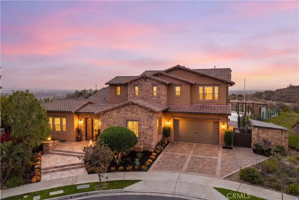 Property Photo:  2252 E Rosecrans Court  CA 92821 
