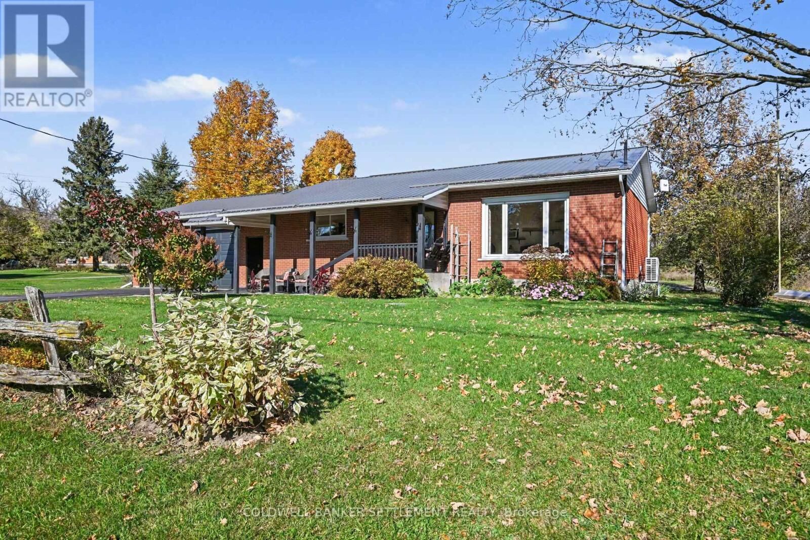 Property Photo:  192 Clarchris Road  ON K7H 3C6 