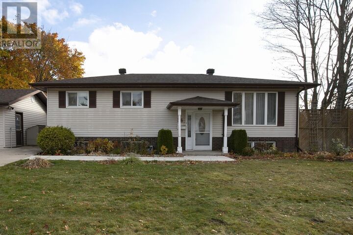 Property Photo:  36 Danby Rd  ON P6B 5X6 