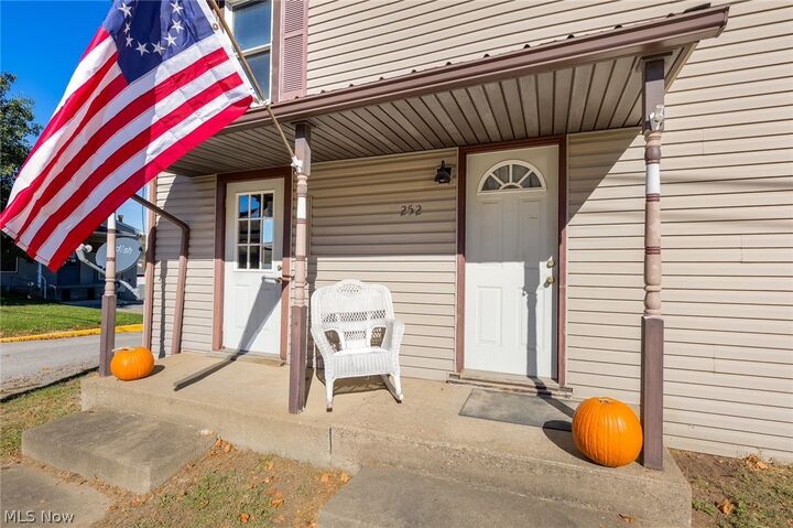 Property Photo:  252 2nd Street  OH 43908 