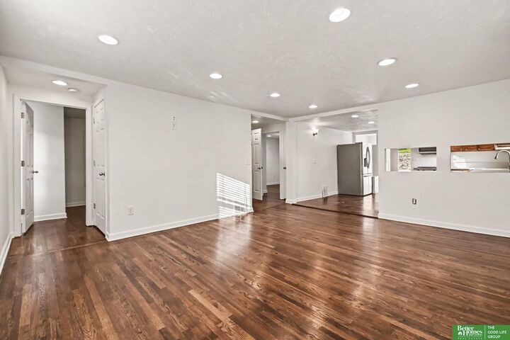Property Photo:  517 Elm Street  NE 68037 
