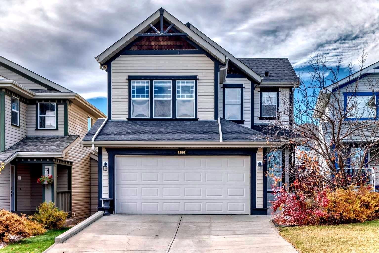 Property Photo: 165 Covehaven Gardens NE AB T3K 6A2