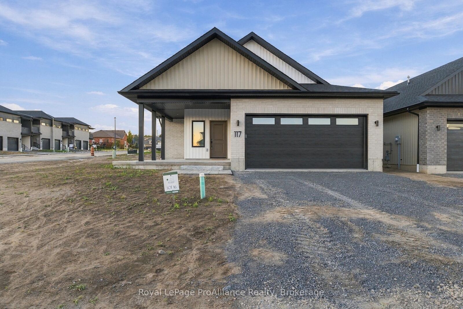 Property Photo:  117 Royal Gala Drive  ON K0K 1H0 