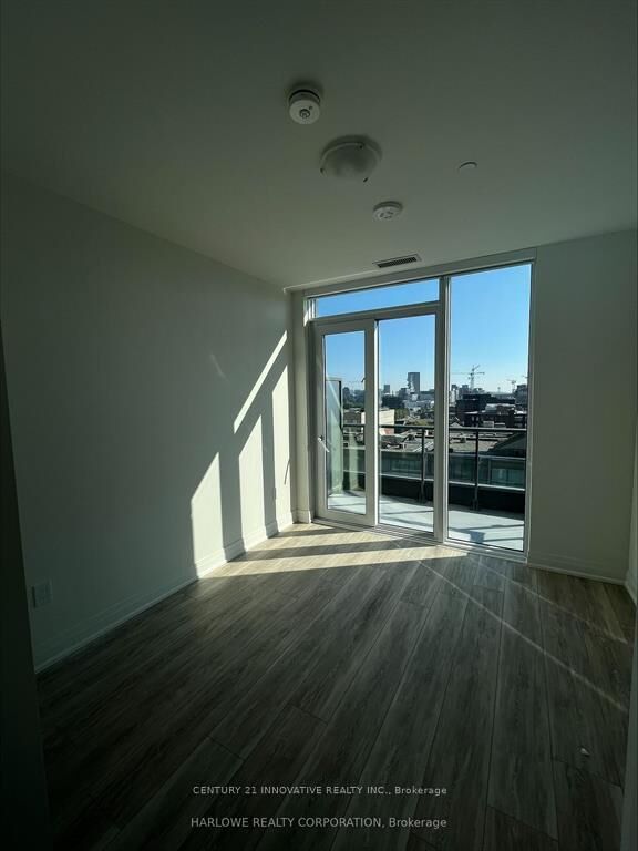 Property Photo:  60 Princess Street 1018 SE  ON M5A 2C7 