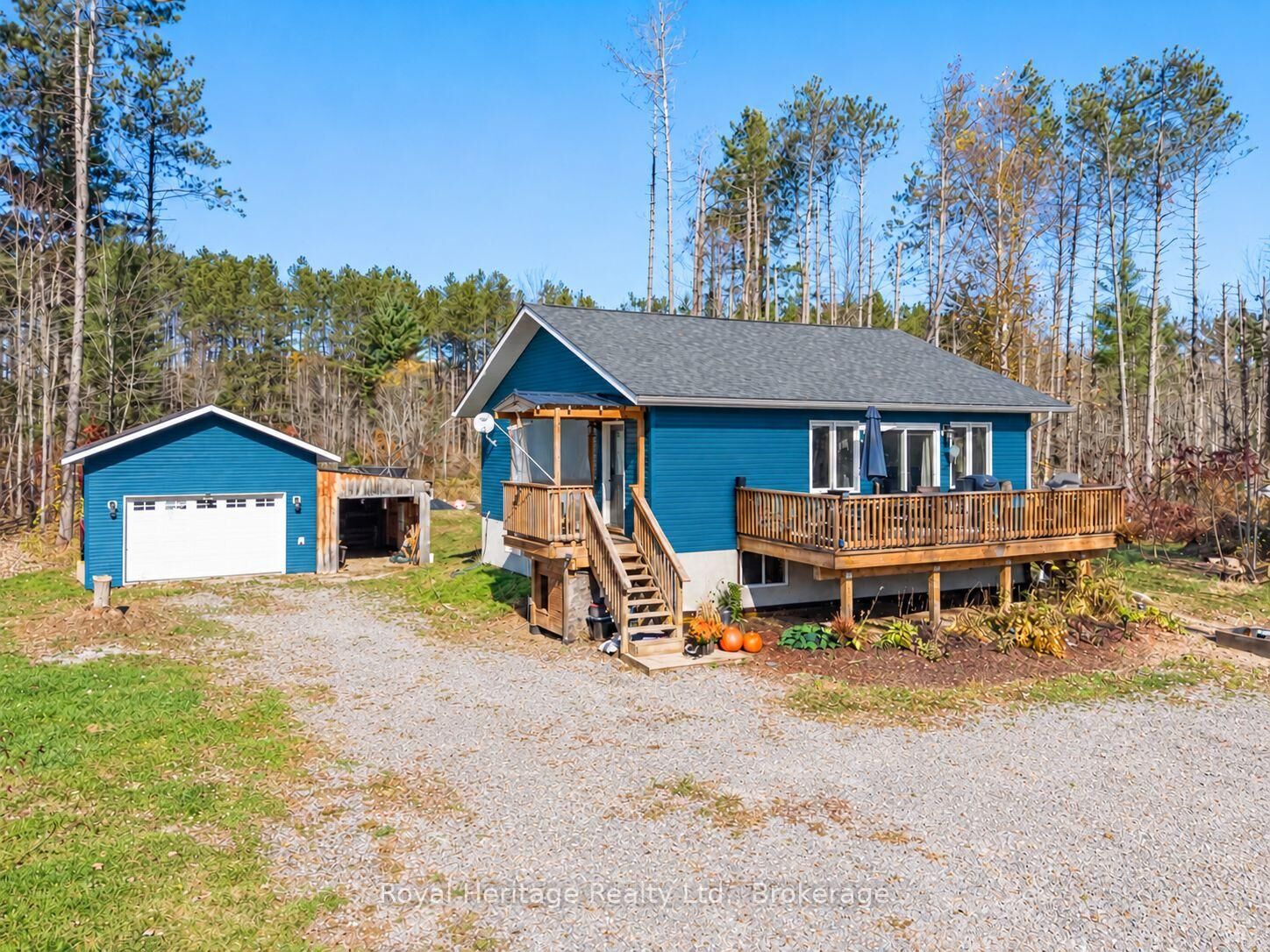 Property Photo: 1045 Howland Junction Road ON K0M 2A1