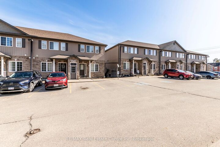 Property Photo:  38 Howe Drive 8B  ON N2E 0E3 