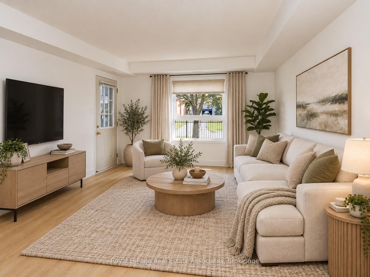 Property Photo: 94 Sanford Street 2 ON L4N 3C5