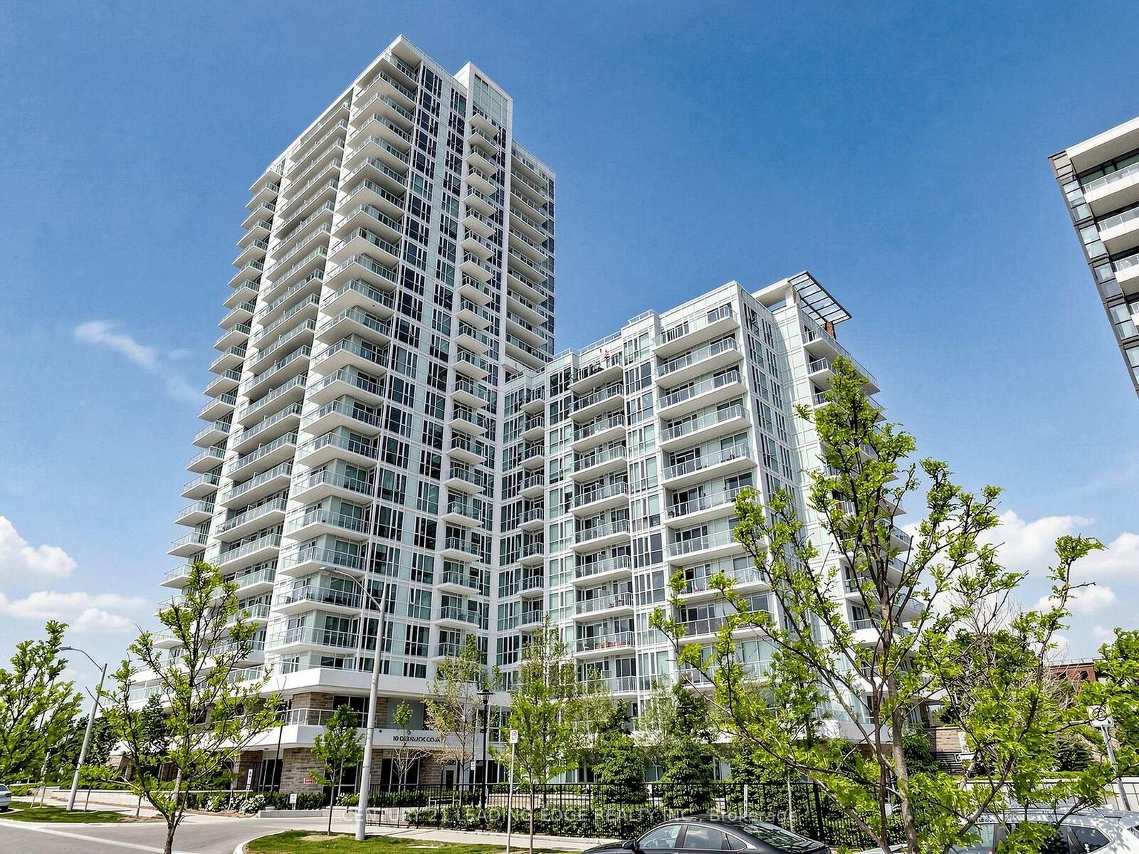 Property Photo: 10 Deerlick Court 411 ON M3A 0A7