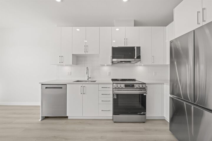 Property Photo:  8423 Cedar Street 416  BC V4S 1A1 