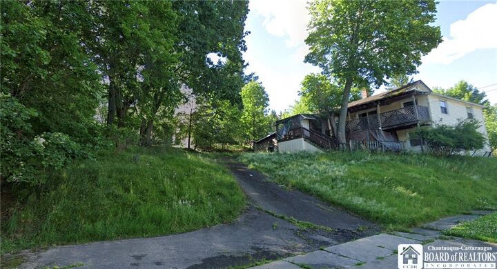 Property Photo:  111 Tower Street  NY 14701 